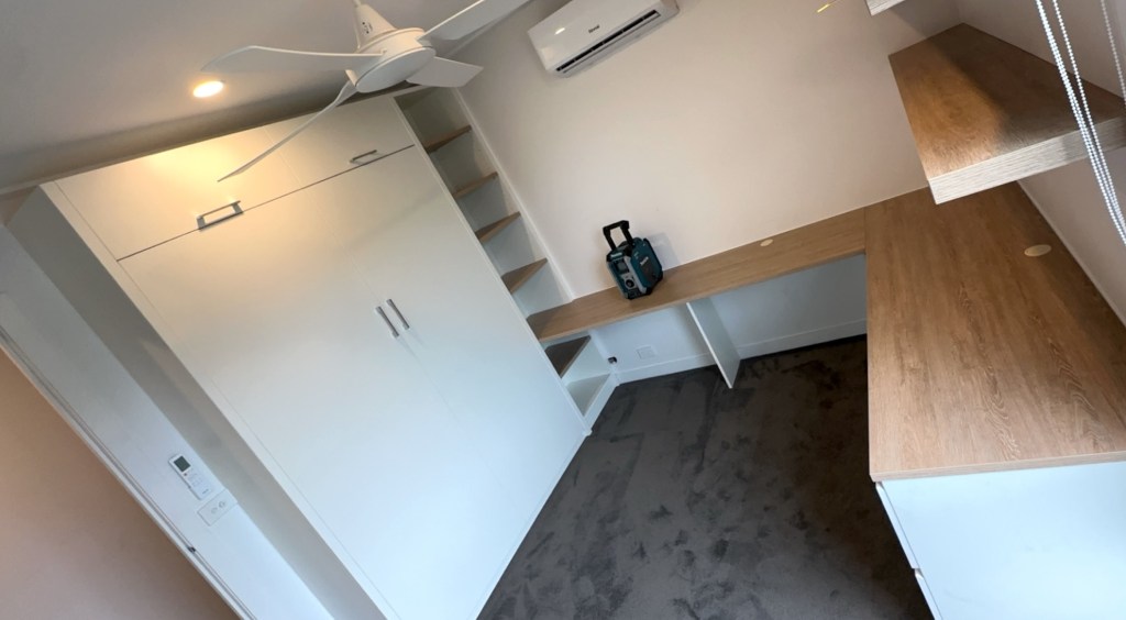 Murphy bed closed